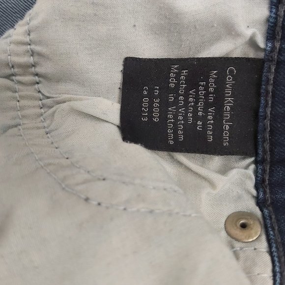 Jeans Calvin Klein Women 6 Size 28 Distressed Stretch Dark Blue Boot Cut 30 Leg - Picture 11 of 13